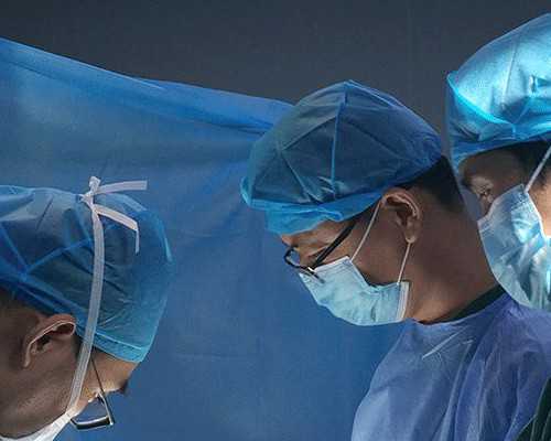 高圆圆代怀孕亦真亦假 犹如雾里看花